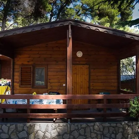 Camping Villaggio Internazionale San Menaio Exterior photo